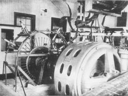 500 CPS Synchronous Rotary Gap transmitter at Brant Rock, Ma. Ca: 1906.